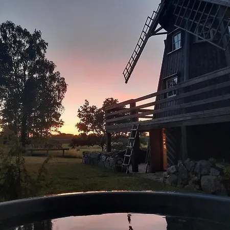 Windmill - Summer House *