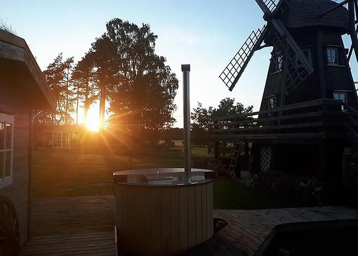 Windmill - Summer House *